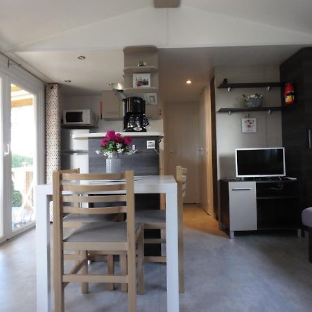 Camping Les Charmettes- Les Mathes Ngoại thất bức ảnh